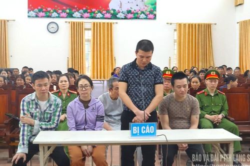 Ma túy 'ẩn mình' trong những gói hàng vô hại