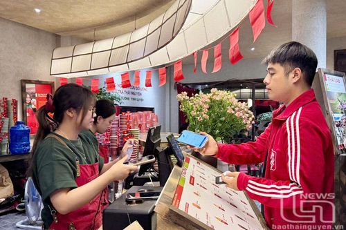 Tạo thói quen thanh toán không dùng tiền mặt