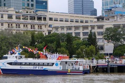 Dừng hoạt động tàu cao tốc TP.HCM - Vũng Tàu để làm cầu đi bộ