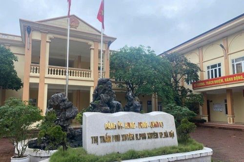 Phú Xuyên, Hà Nội: Công trình nào cần xử lý sau khi Chủ tịch thị trấn bị 'tạm đình chỉ công tác điều hành'?