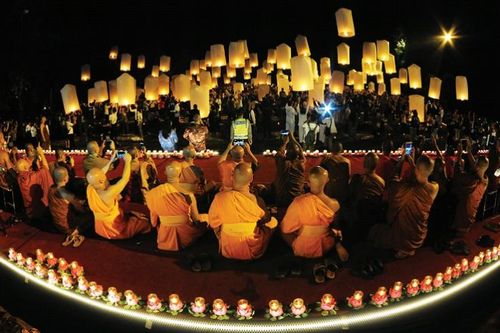 Vesak: Đại lễ của nhân loại