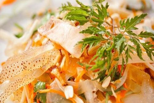 Vào hè nắng nóng, giải nhiệt ngay với 3 món nộm từ sứa biển dễ làm mà rất thơm ngon, hết sạch mùi tanh