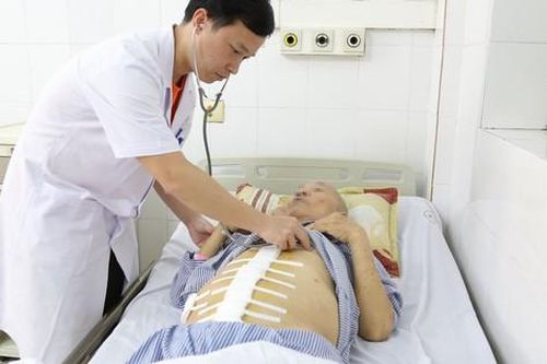 Người đàn ông ở Quảng Ninh bị vỡ phình động mạch chủ bụng từ dấu hiệu nhiều người Việt bỏ qua