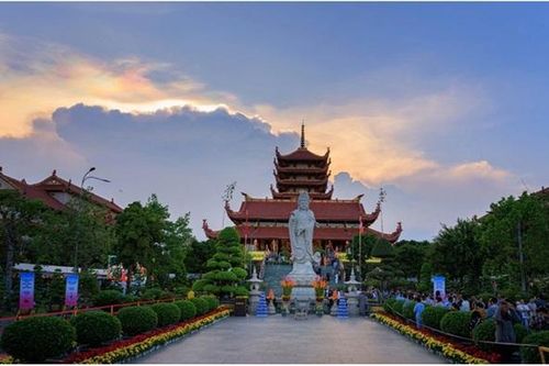 Mây ngũ sắc lại xuất hiện ở TP.HCM