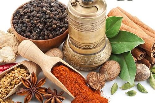 6 gia vị trong bếp không chỉ tạo món ăn ngon mà còn giúp phòng và trị bệnh