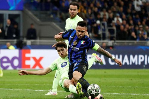 Ông Wenger bức xúc
