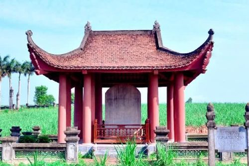 Lăng mộ vua Lê Túc Tông bị xâm phạm, để lại thiết bị dò cổ vật và giấy tờ lạ