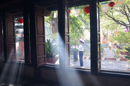 Không gian thiêng liêng của chùa Sinh Tồn nơi đầu sóng