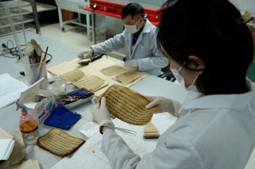 Tăng cường hợp tác quốc tế trong nghiên cứu, khai thác tư liệu Hán Nôm