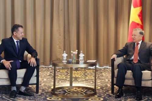 Tổng Bí thư Tô Lâm tiếp lãnh đạo một số doanh nghiệp lớn của Kazakhstan