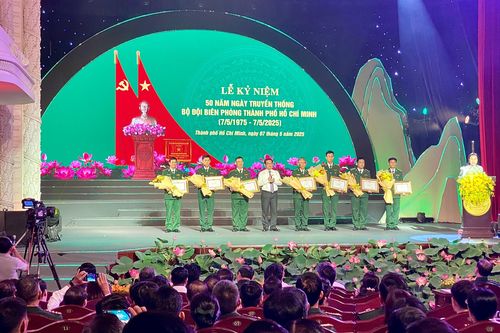 Bộ đội biên phòng Thành phố Hồ Chí Minh kỷ niệm 50 ngày truyền thống