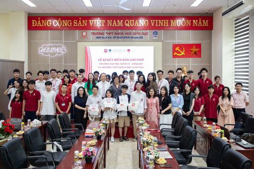 Ươm tạo tài năng từ bậc trung học phổ thông