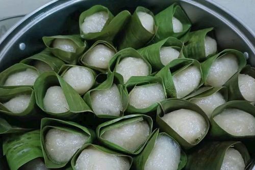 Loại bánh xưa chống đói thành đặc sản dân phố tranh nhau mua