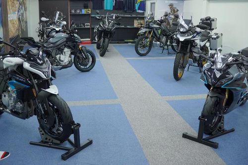 CFMoto ra mắt 4 mẫu môtô tại Việt Nam, bán từ 125 triệu đồng