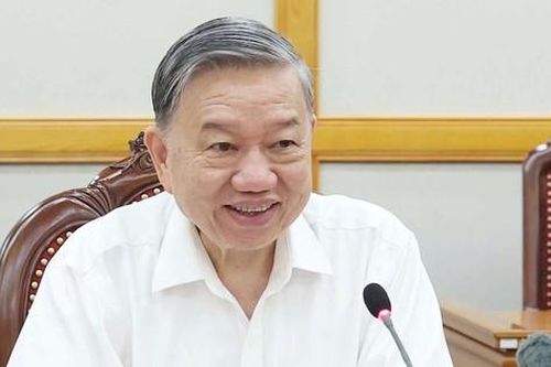 Tổng Bí thư: Tiểu học và THCS dạy 2 buổi/ngày, miễn học phí từ năm tới