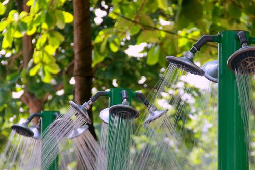Thành phố Vinh lắp thêm điểm tắm tráng, phòng thay đồ tại biển Cửa Lò