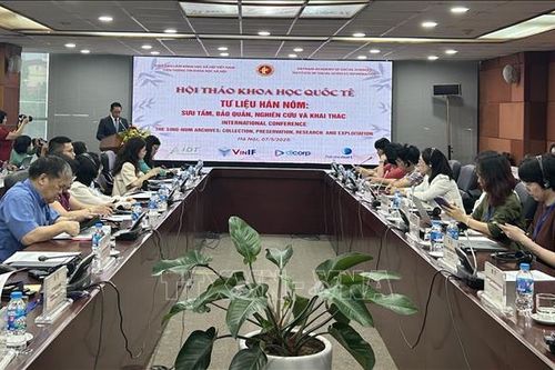 Hợp tác quốc tế mở rộng mạng lưới sưu tầm tư liệu Hán Nôm