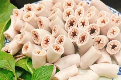 Lolotica, nhân chuyện lòng se (xe) điếu