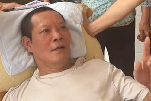 Diễn viên Thái Hòa bị đột quỵ