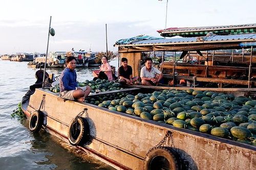 Độc đáo 'chợ di động'