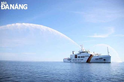 Bài 1: Vượt sóng đến Trường Sa
