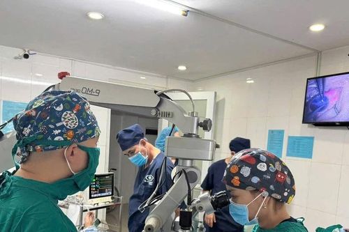 Bệnh viện Mắt Quốc tế Sài Gòn-Gia Lai phẫu thuật Phaco thành công hơn 35.000 ca