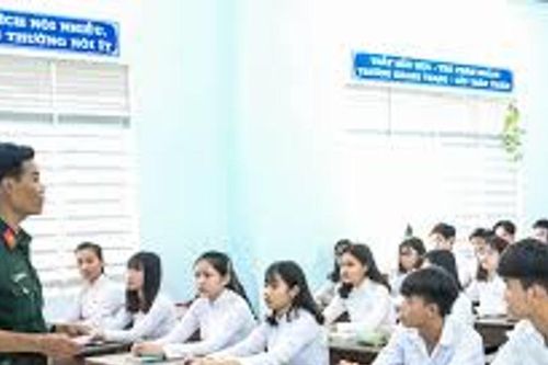 Đắk Nông khơi dậy khát vọng quân ngũ qua tuyển sinh quân sự