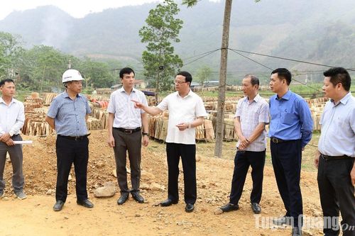 Phó Chủ tịch Thường trực UBND tỉnh Nguyễn Mạnh Tuấn kiểm tra tiến độ Dự án xây dựng đường Hồ Chí Minh đoạn Chợ Chu - Ngã ba Trung Sơn