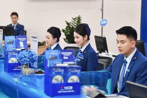 'Chạy đua' công nghệ, nhiều ngân hàng giảm mạnh nhân sự