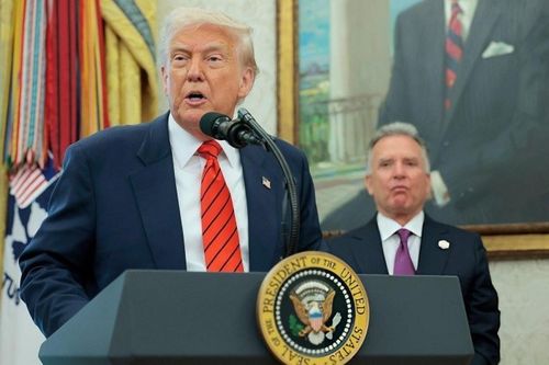 Ông Trump sẽ công bố thông báo 'đặc biệt quan trọng' trước khi tới Trung Đông