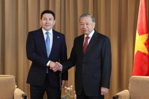 Tổng Bí thư Tô Lâm tiếp lãnh đạo một số doanh nghiệp của Kazakhstan
