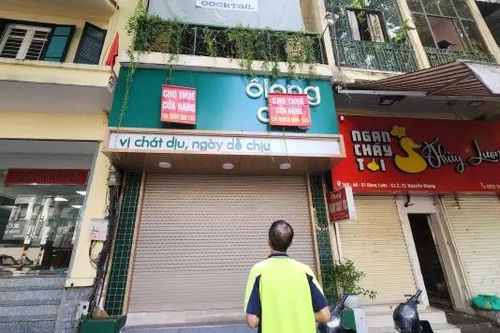 Hàng loạt mặt bằng bán lẻ nhà phố vắng khách thuê