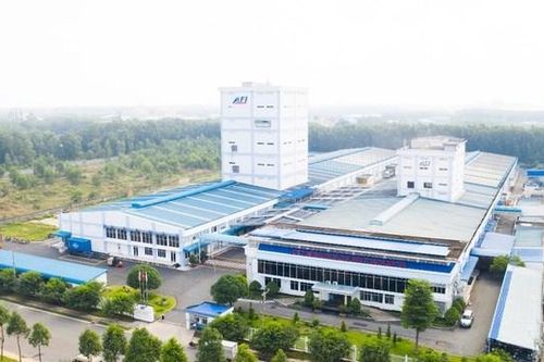 Dòng tiền âm, Nguyên liệu Á Châu AIG tăng vay nợ dù lãi quý I cải thiện