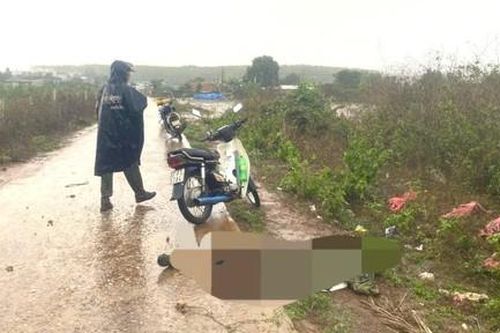 Người đàn ông hoàn cảnh khó khăn bị sét đánh tử vong khi đi làm về lúc trời mưa