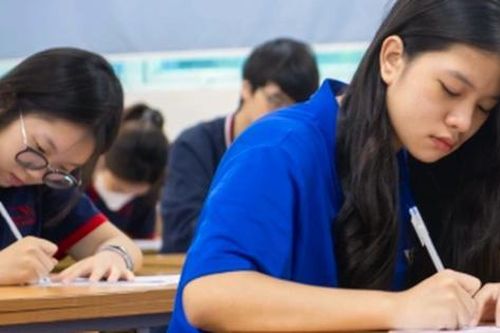Loạt đại học bỏ tổ hợp xét tuyển 'lạ' sau chấn chỉnh của Bộ GD&ĐT