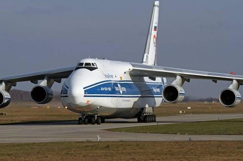 Canada tịch thu vận tải cơ siêu lớn An-124 của Nga để giao cho Ukraine