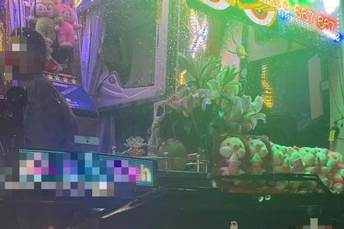 Cố tình 'cầm nhầm'