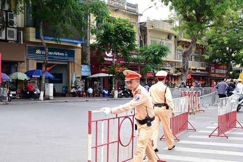 Hải Phòng: Phân luồng giao thông tạm thời phục vụ Lễ hội Hoa Phượng Đỏ 2025