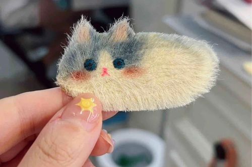 Giới trẻ Trung Quốc 'nuôi' kem đánh răng, hạt xoài để bớt cô đơn