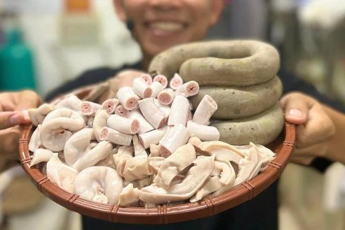 Chủ các quán lòng 'kêu cứu' giữa ồn ào lòng xe điếu