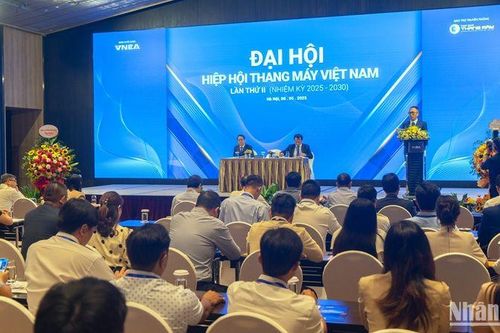 Thị trường sôi động cho ngành thang máy đi kèm yêu cầu chuẩn hóa và bảo đảm an toàn