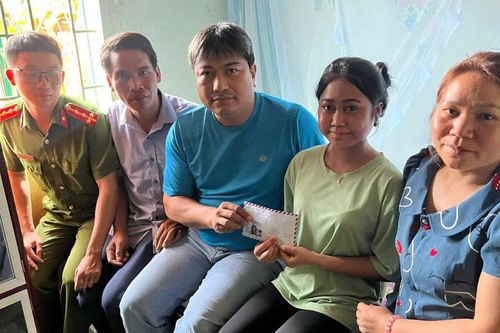 Hỗ trợ em Rah Lan Thư gần 27 triệu đồng để chữa bệnh hiểm nghèo