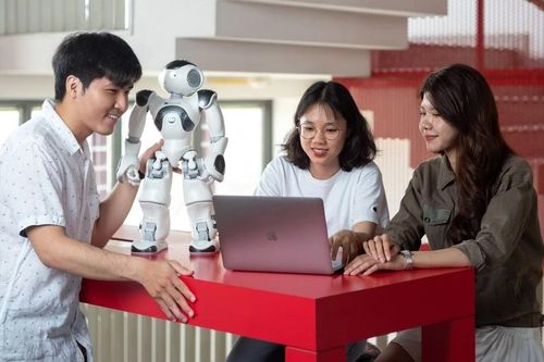 Trí tuệ nhân tạo (AI) vào trường học: Thách thức và cơ hội