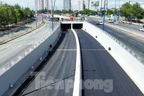 Cận cảnh hầm chui tại nút giao phía Đông TPHCM sắp thông xe