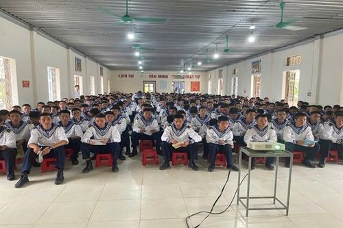 Viện kiểm sát Quân sự Quân chủng Hải quân tăng cường giáo dục pháp luật