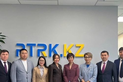 Tổng giám đốc TTXVN thăm, làm việc tại Tổ hợp Phát thanh-Truyền hình Kazakhstan
