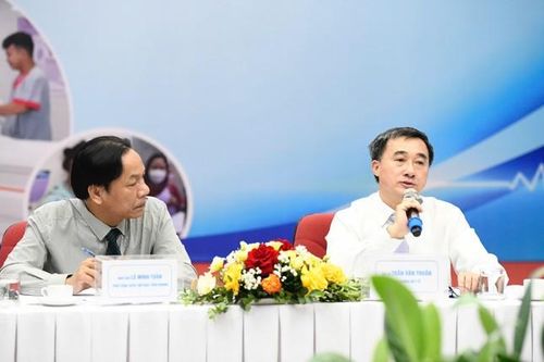 Rút ngắn khoảng cách giữa nhu cầu điều trị và chi trả BHYT