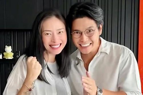 Diễn viên Ngô Thanh Vân công bố tin vui ở tuổi 46