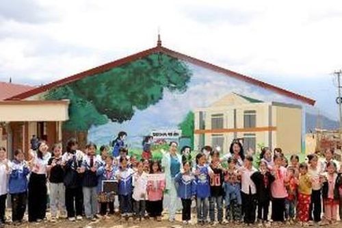 Sáng kiến cộng đồng của ABBANK giúp trẻ em vùng cao học tập phát triển toàn diện