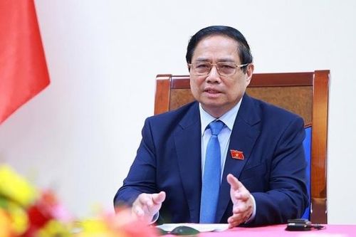 Thủ tướng đề nghị Singapore đầu tư năng lượng tái tạo tại Việt Nam
